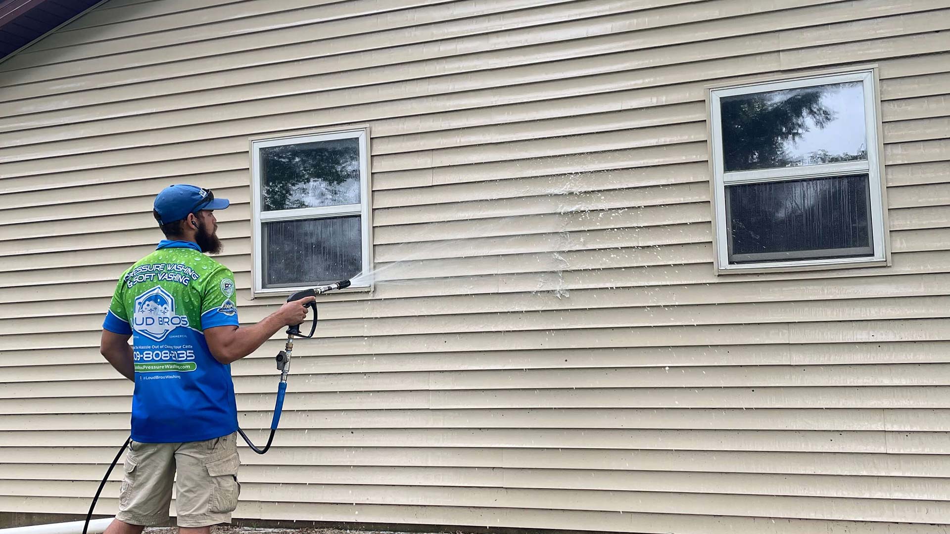 residential pressure washing