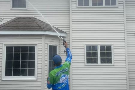 House Pressure Washing in Bloomington, IL